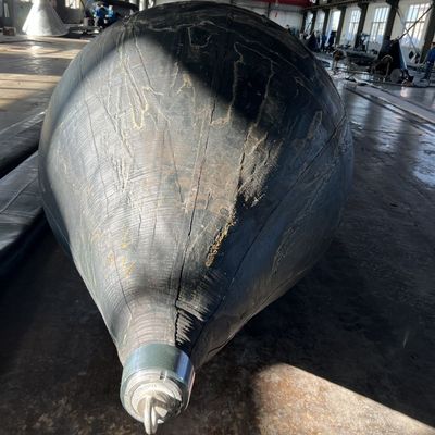 नौकाओं और जहाजों के लिए भारी उठाने वाली पानी के नीचे रबर एयर लिफ्टिंग बैग